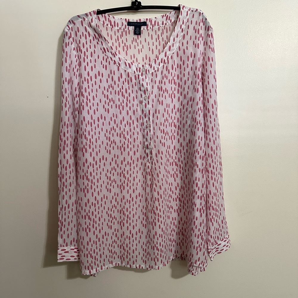 Tommy Hilfiger White w/Red & Black Semi-Sheer Long Sleeve Round Neck Top, Size L